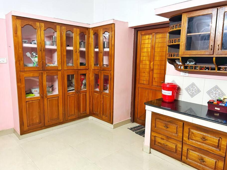 La Casa Trivandrum 4 Bhk Ac Luxury Villa At City Centre, Just 6 Kms To Airport 트리반드룸 외부 사진