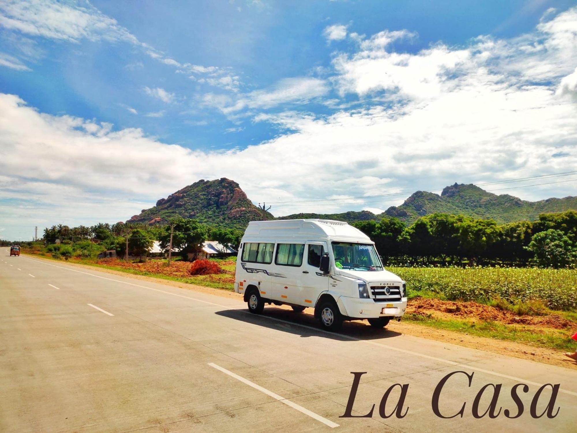 La Casa Trivandrum 4 Bhk Ac Luxury Villa At City Centre, Just 6 Kms To Airport 트리반드룸 외부 사진